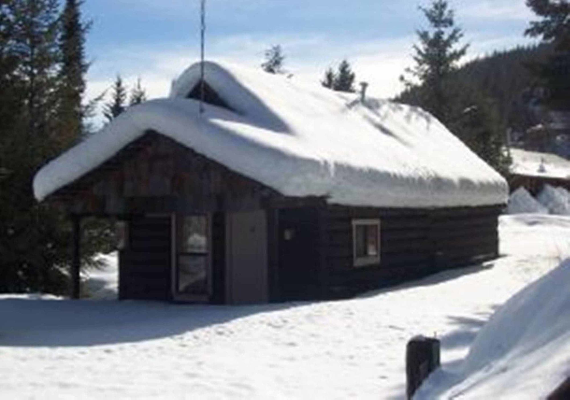 Helmcken Falls Lodge Cabin Rooms And Rv Park Clearwater Kültér fotó